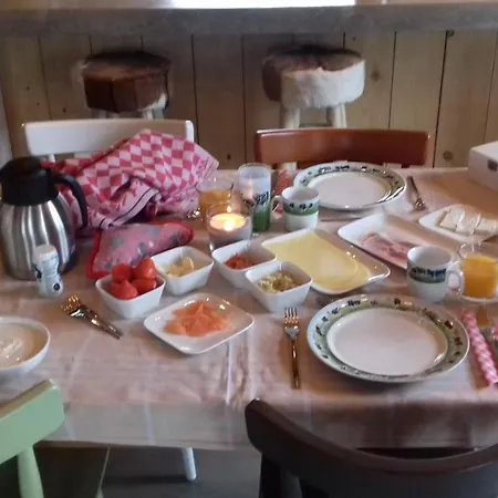De Hostee Bed & Breakfast