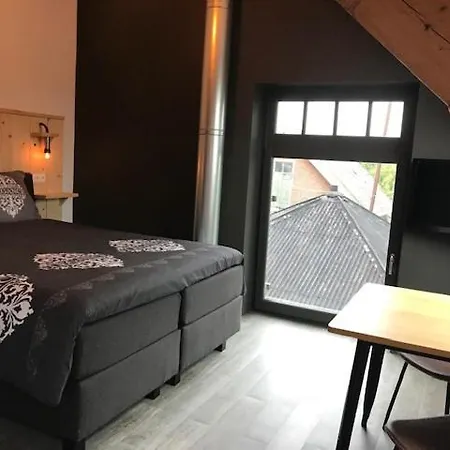 住宿加早餐酒店 De Hostee 3*