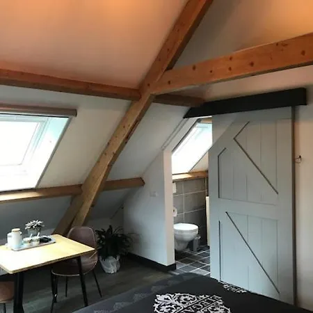 De Hostee Bed & Breakfast *