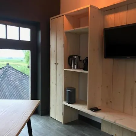 Bed & Breakfast De Hostee 3*