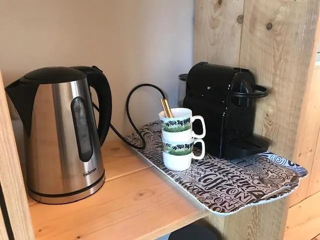 Oda ve Kahvaltı De Hostee 3*